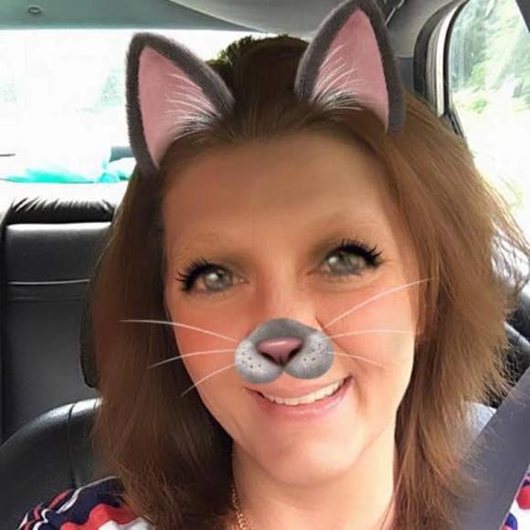 Meet your Posher, Michelle - Picture 1 of 1